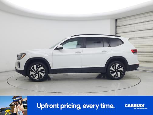 White 2024 Volkswagen Atlas SE w/Tech