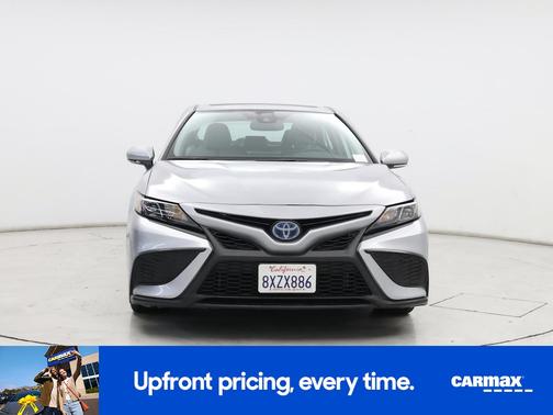 2021 Toyota Camry Hybrid SE