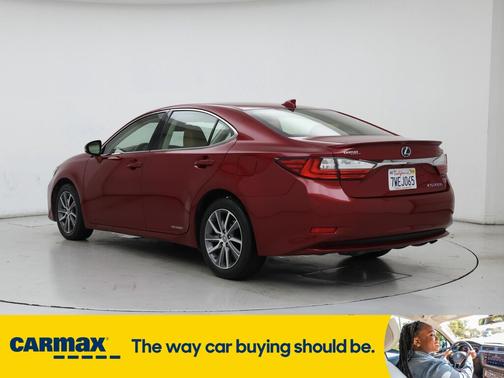 2017 Lexus ES 300h 