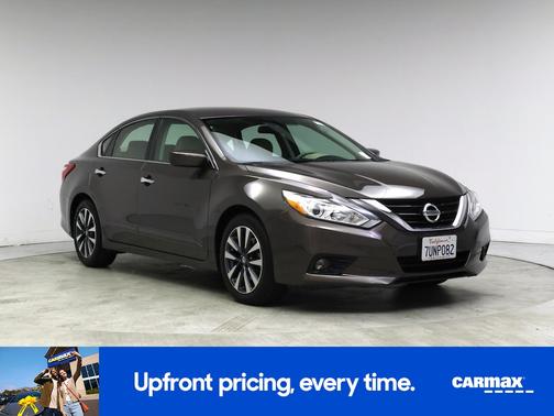 2016 Nissan Altima SV