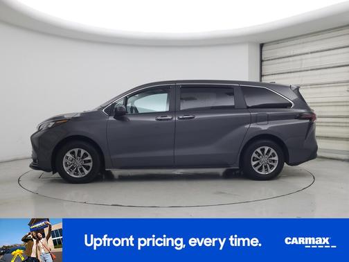 Gray 2025 Toyota Sienna XLE