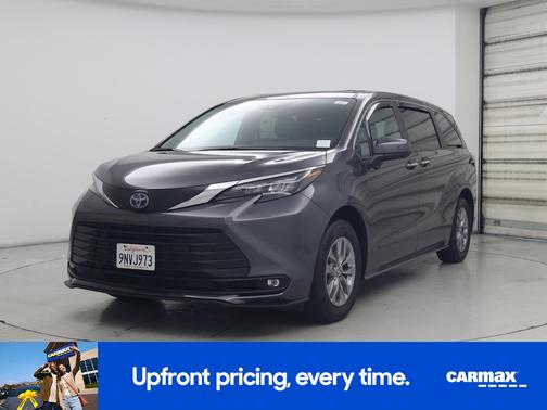 Gray 2025 Toyota Sienna XLE