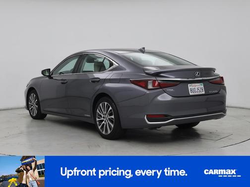 2021 Lexus ES 300h Luxury