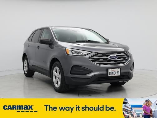 2021 Ford Edge SE