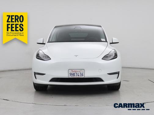 White 2023 Tesla Model Y Long Range