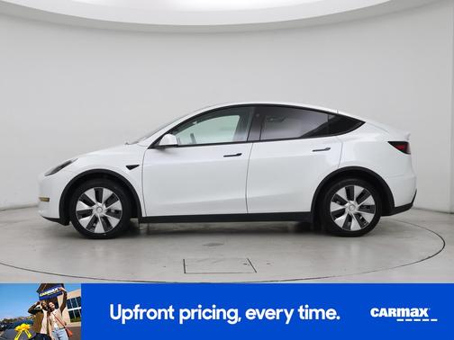 White 2023 Tesla Model Y Long Range