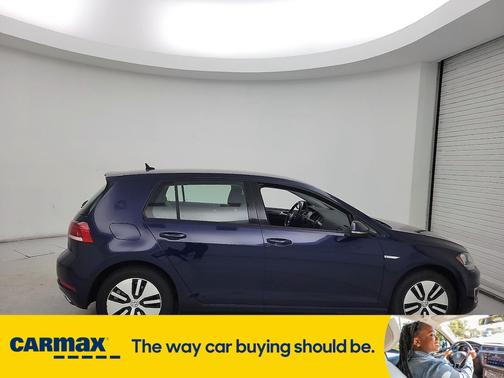 2019 Volkswagen e-Golf SE