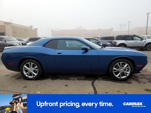 2022 Dodge Challenger SXT