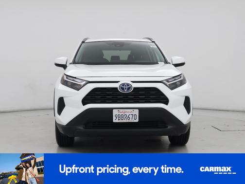 White 2022 Toyota RAV4 Hybrid XLE
