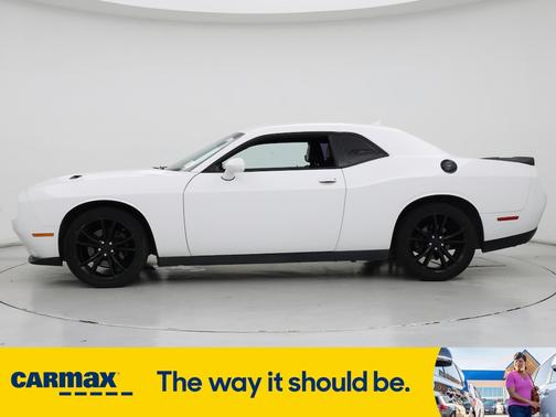 2016 Dodge Challenger SXT Plus