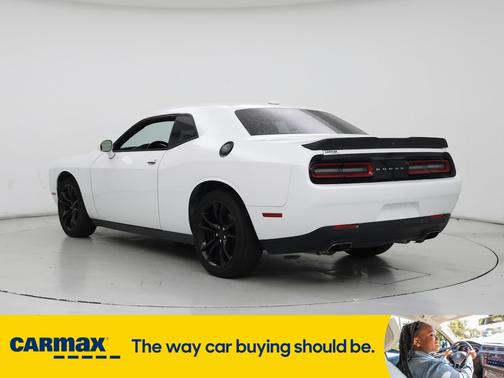 2016 Dodge Challenger SXT Plus