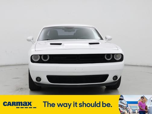 2016 Dodge Challenger SXT Plus