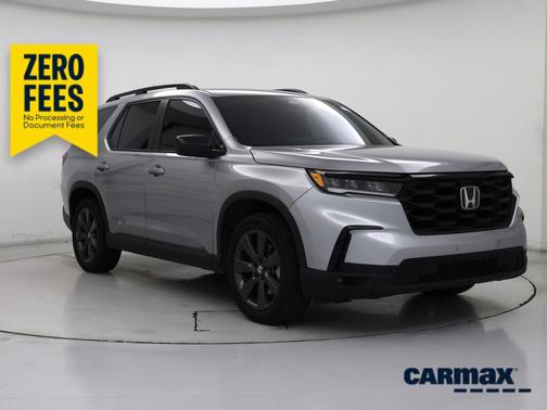 Silver 2025 Honda Pilot Sport