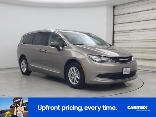 Brown 2017 Chrysler Pacifica LX