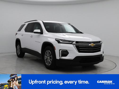 White 2023 Chevrolet Traverse LT Leather