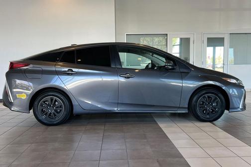 2021 Toyota Prius Prime XLE