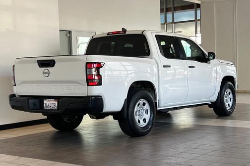 2024 Nissan Frontier S