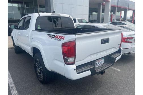 2016 Toyota Tacoma TRD Sport
