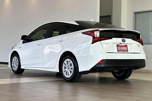 2022 Toyota Prius L