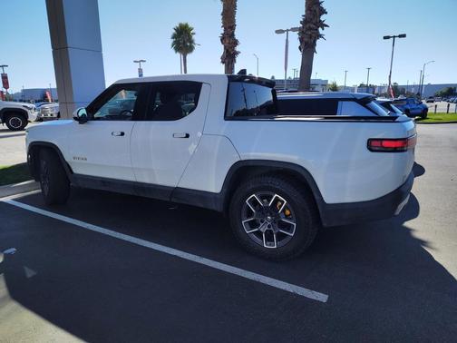 2022 Rivian R1T Launch Edition