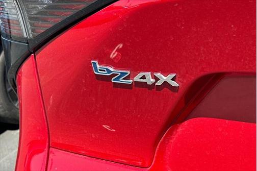 2024 Toyota bZ4X XLE