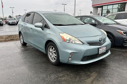 2014 Toyota Prius v Three