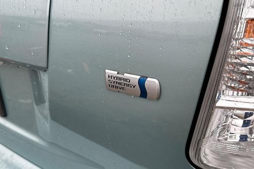 2014 Toyota Prius v Three