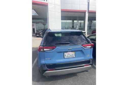 2024 Toyota RAV4 Hybrid SE