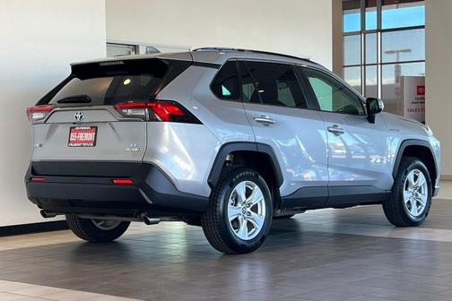 2020 Toyota RAV4 Hybrid LE