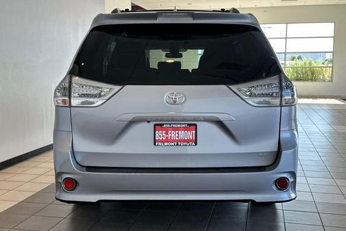 2018 Toyota Sienna SE