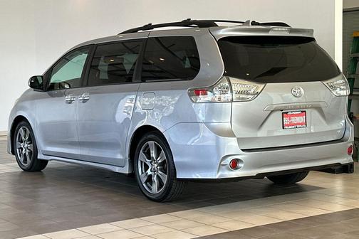 2018 Toyota Sienna SE