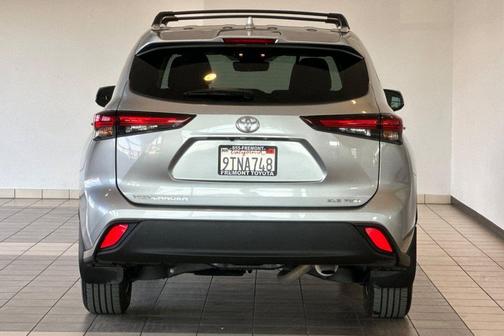 2025 Toyota Highlander XLE