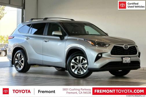 2025 Toyota Highlander XLE