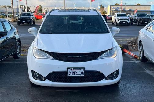 2020 Chrysler Pacifica Limited
