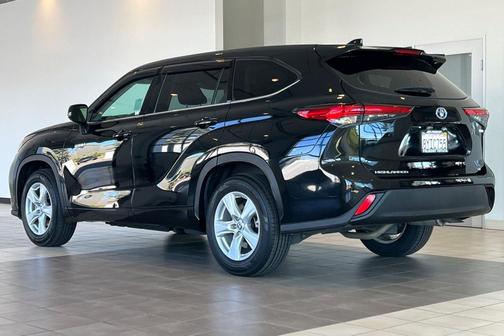 2021 Toyota Highlander Hybrid LE