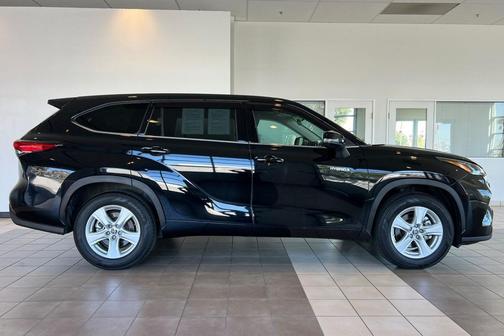 2021 Toyota Highlander Hybrid LE