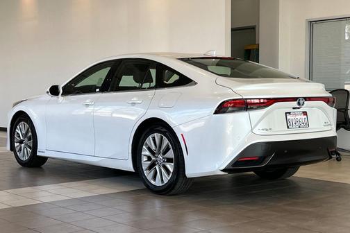 2021 Toyota Mirai Base
