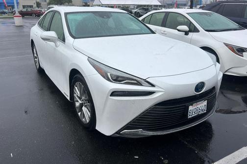2021 Toyota Mirai Base