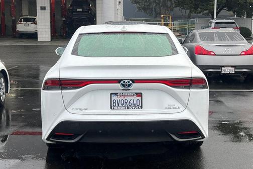 2021 Toyota Mirai Base