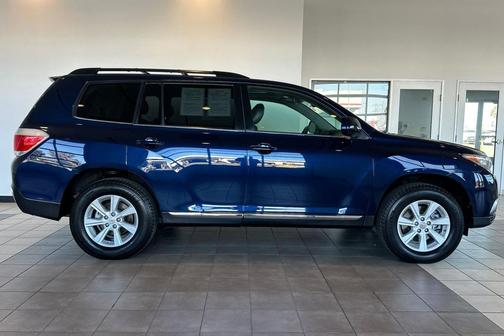 2013 Toyota Highlander SE