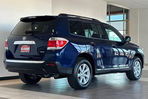 2013 Toyota Highlander SE