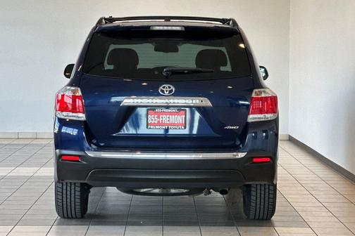 2013 Toyota Highlander SE