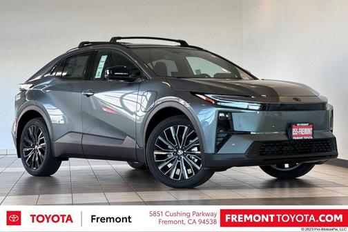 Overcast 2026 Toyota C-HR XSE
