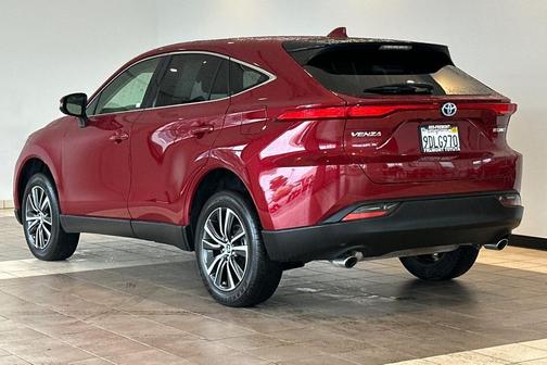 2022 Toyota Venza LE