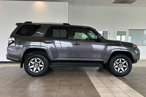 Magnetic Gray Metallic 2018 Toyota 4Runner TRD Off Road