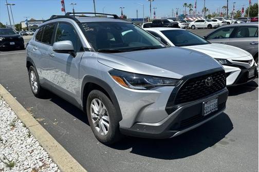 2022 Toyota Corolla Cross LE