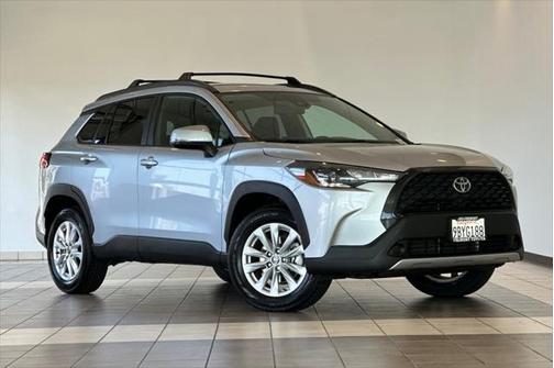 2022 Toyota Corolla Cross LE