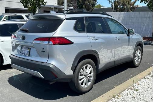 2022 Toyota Corolla Cross LE
