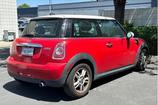 2013 MINI Hardtop Cooper