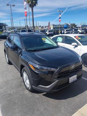 2026 Toyota Corolla Cross LE